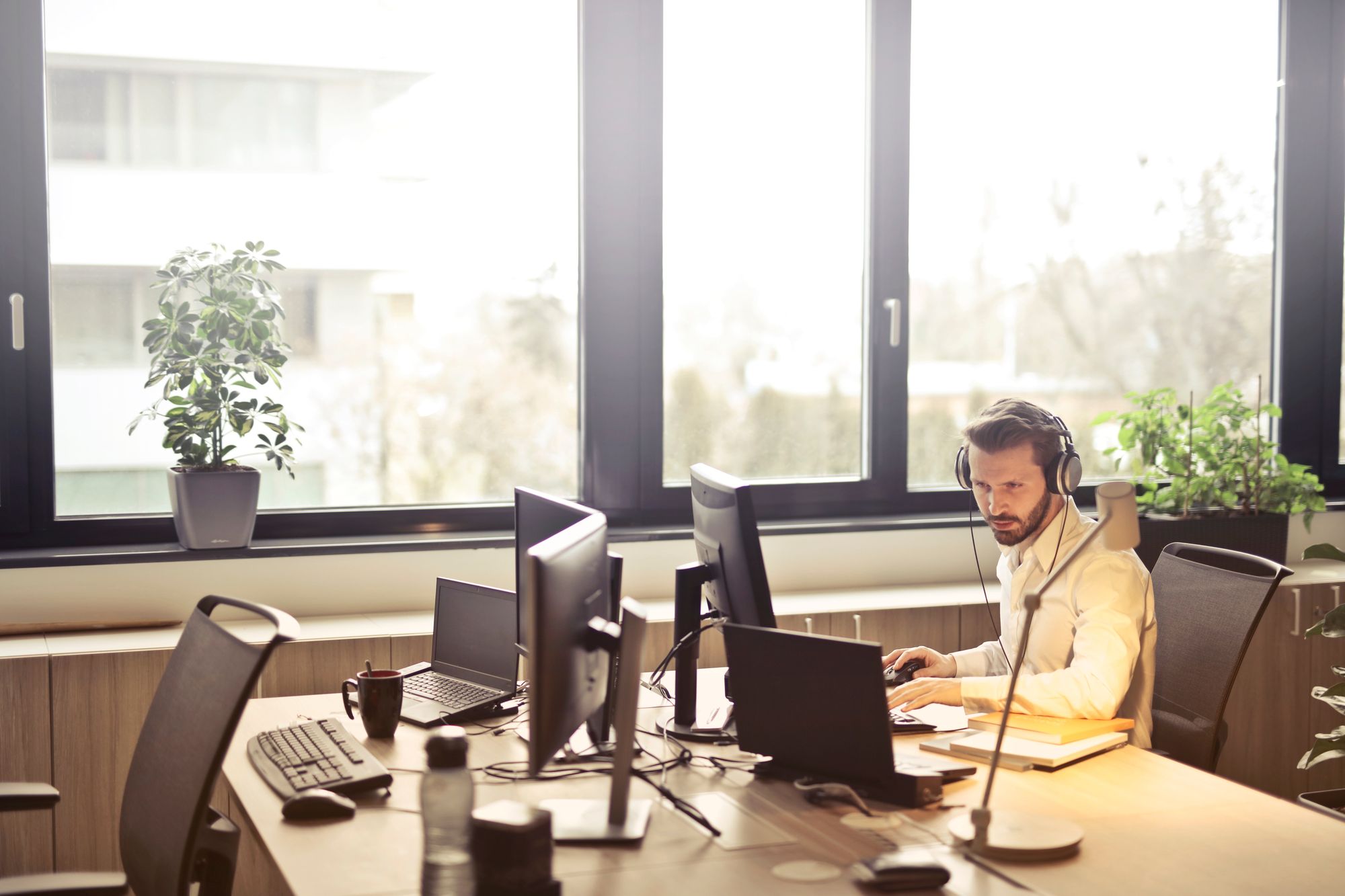 Hire a Virtual Customer Support Assistant