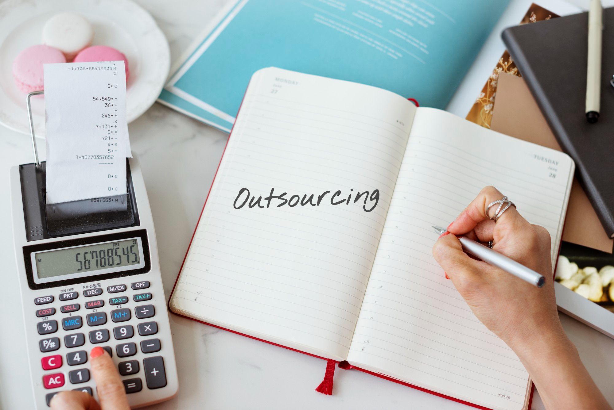 How Outsourcing Can Help You Beat Inflation in 2025