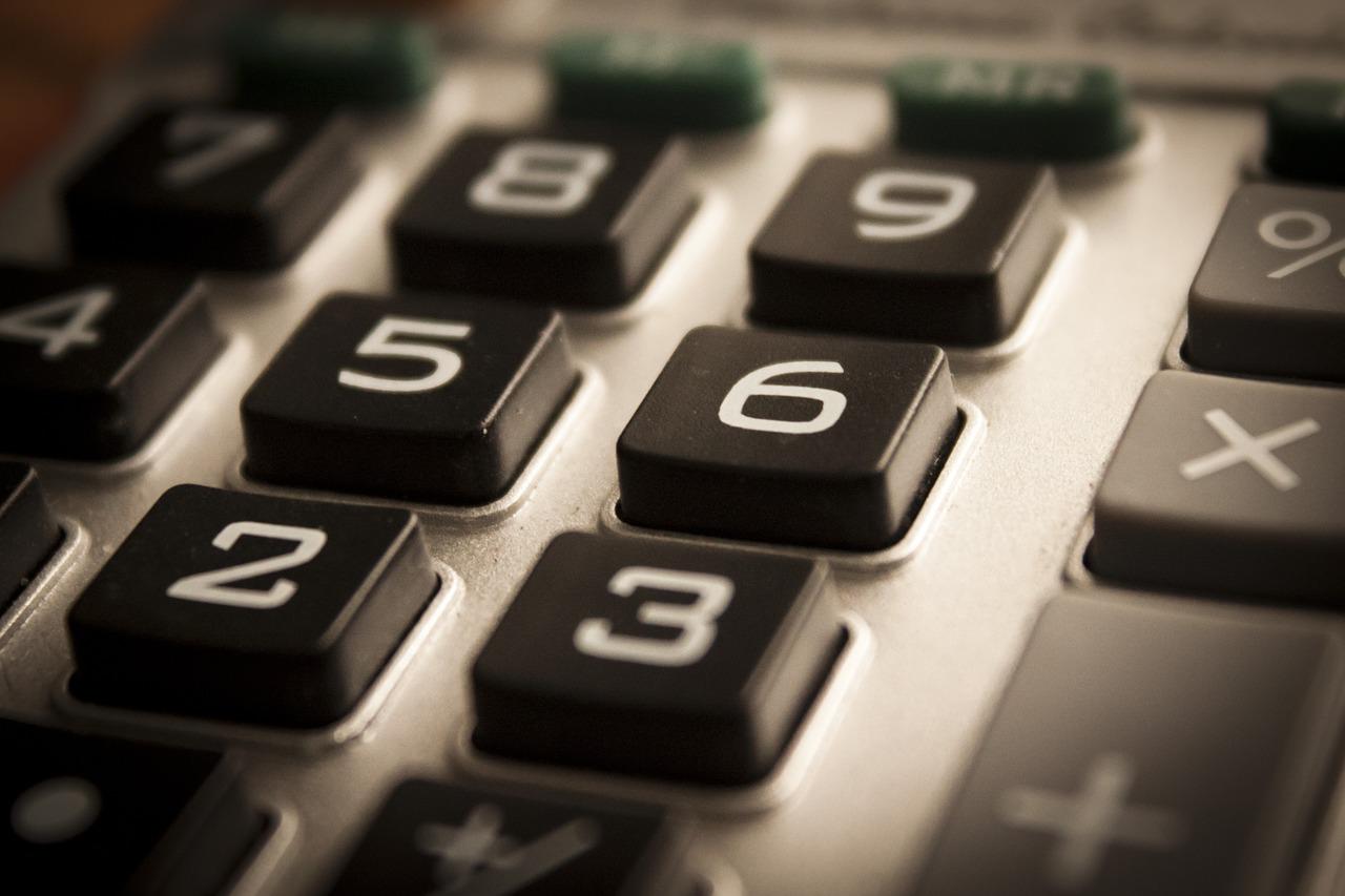 Why hire a bookkeeper for your business?