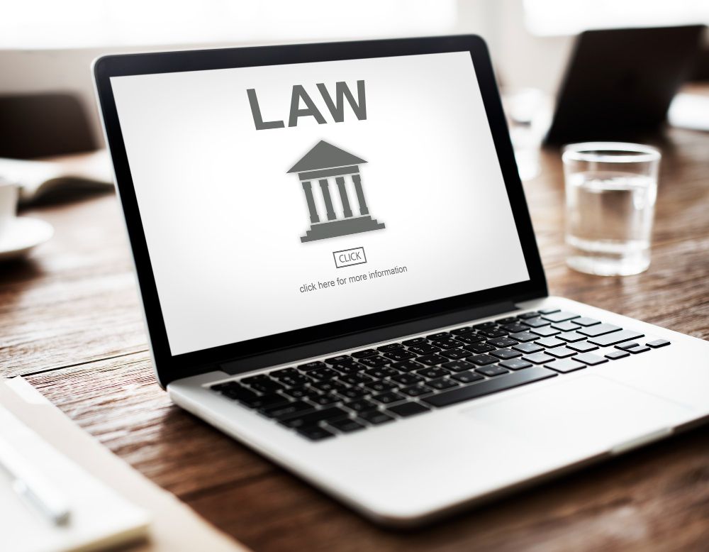 Virtual Legal Assistant: Everything You Need To Know